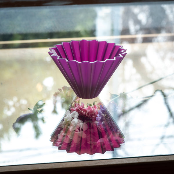 Focus on the relationship between coffee flavor and color. How Dripper Air S Purple was born.