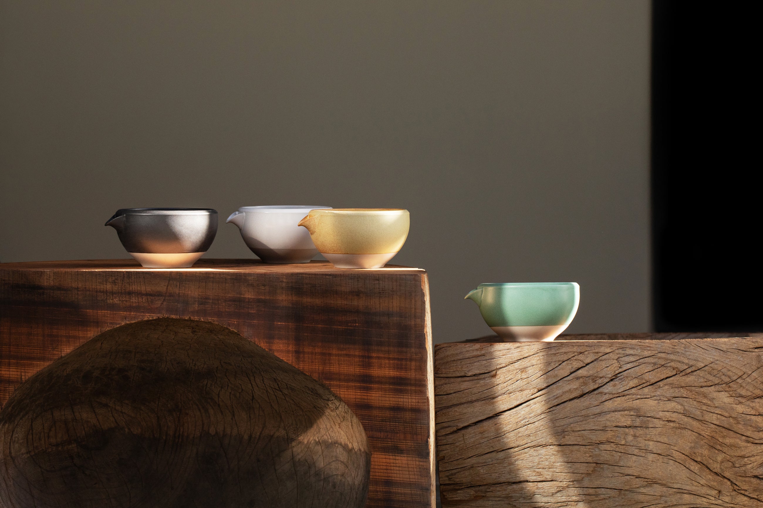 Four colors with Japanese aesthetic