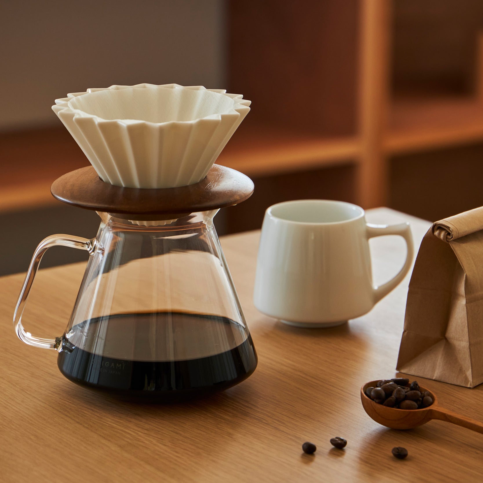 Glass Coffee Server with HARIO – ORIGAMI EC site